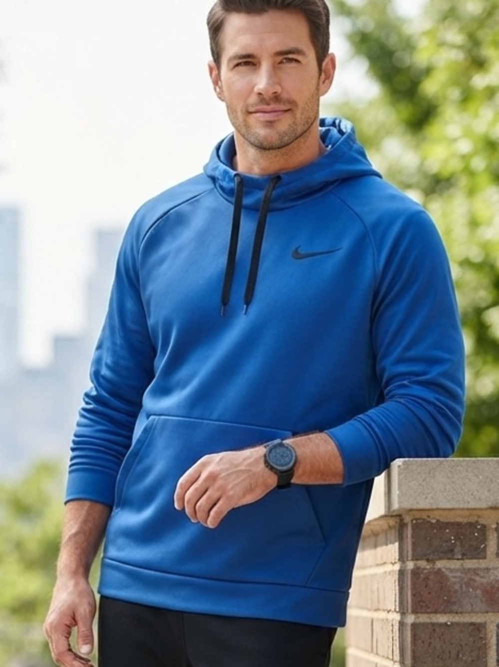 Nike Men's Blue Dri-FIT Long Sleeve Athletic Workout Hoodie Sweatshirt Size L